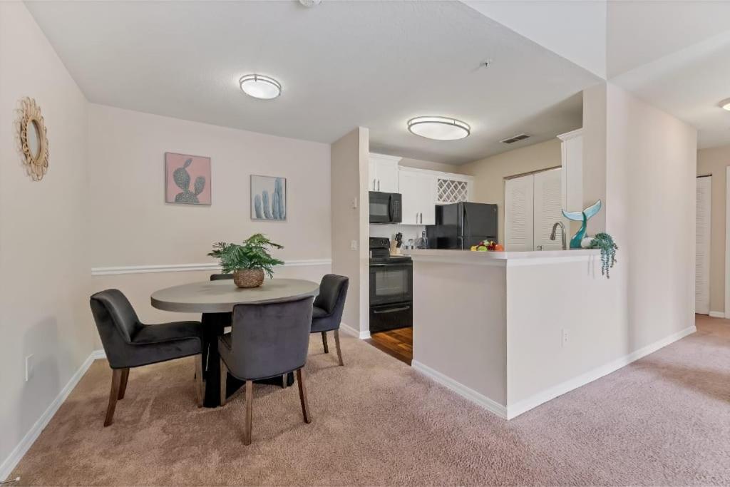 ブレーデントンDesigned 2Br With Balcony Pool And Gymアパートメント エクステリア 写真